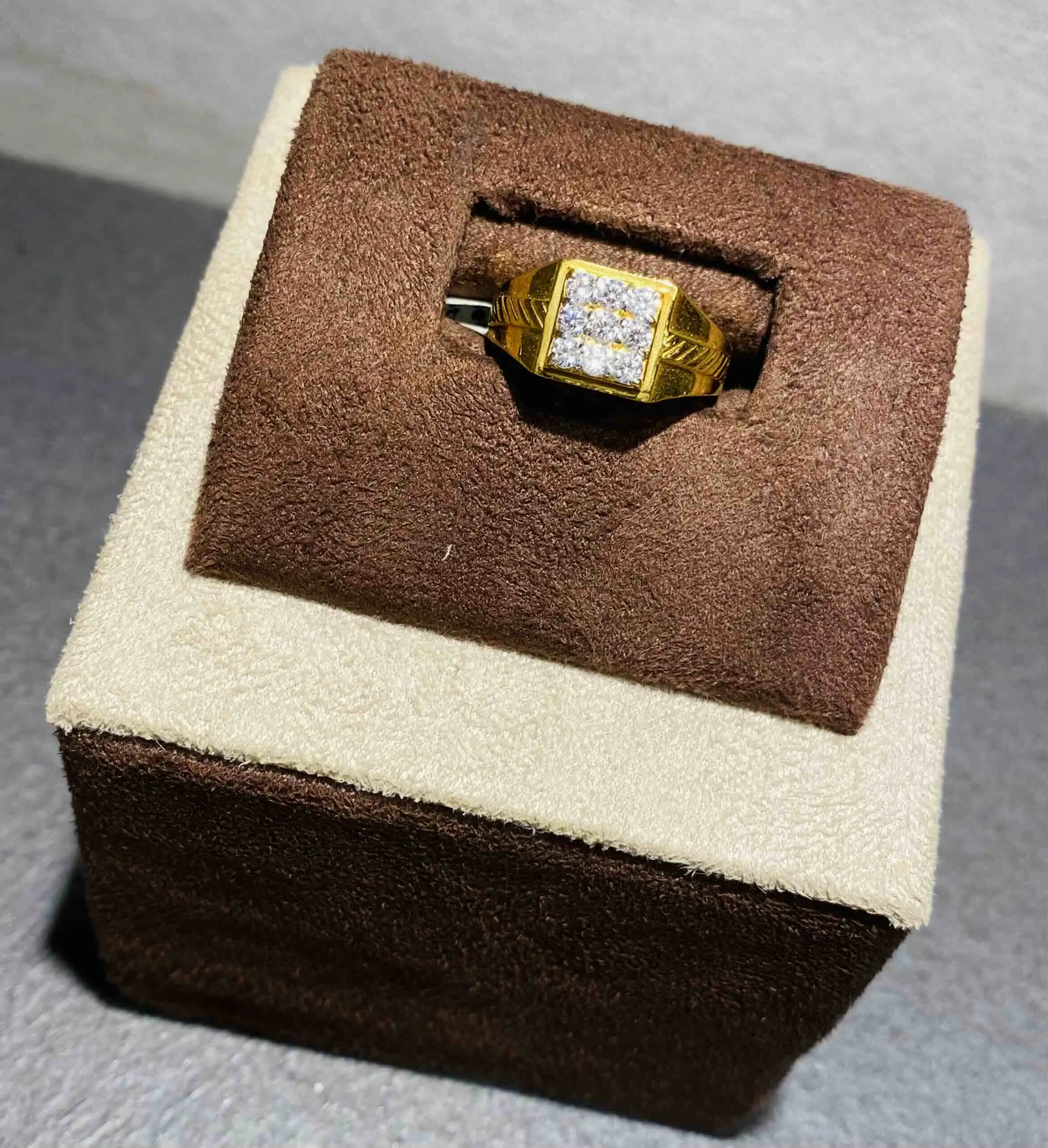 3/30 Square Diamond Cluster Gold Ring