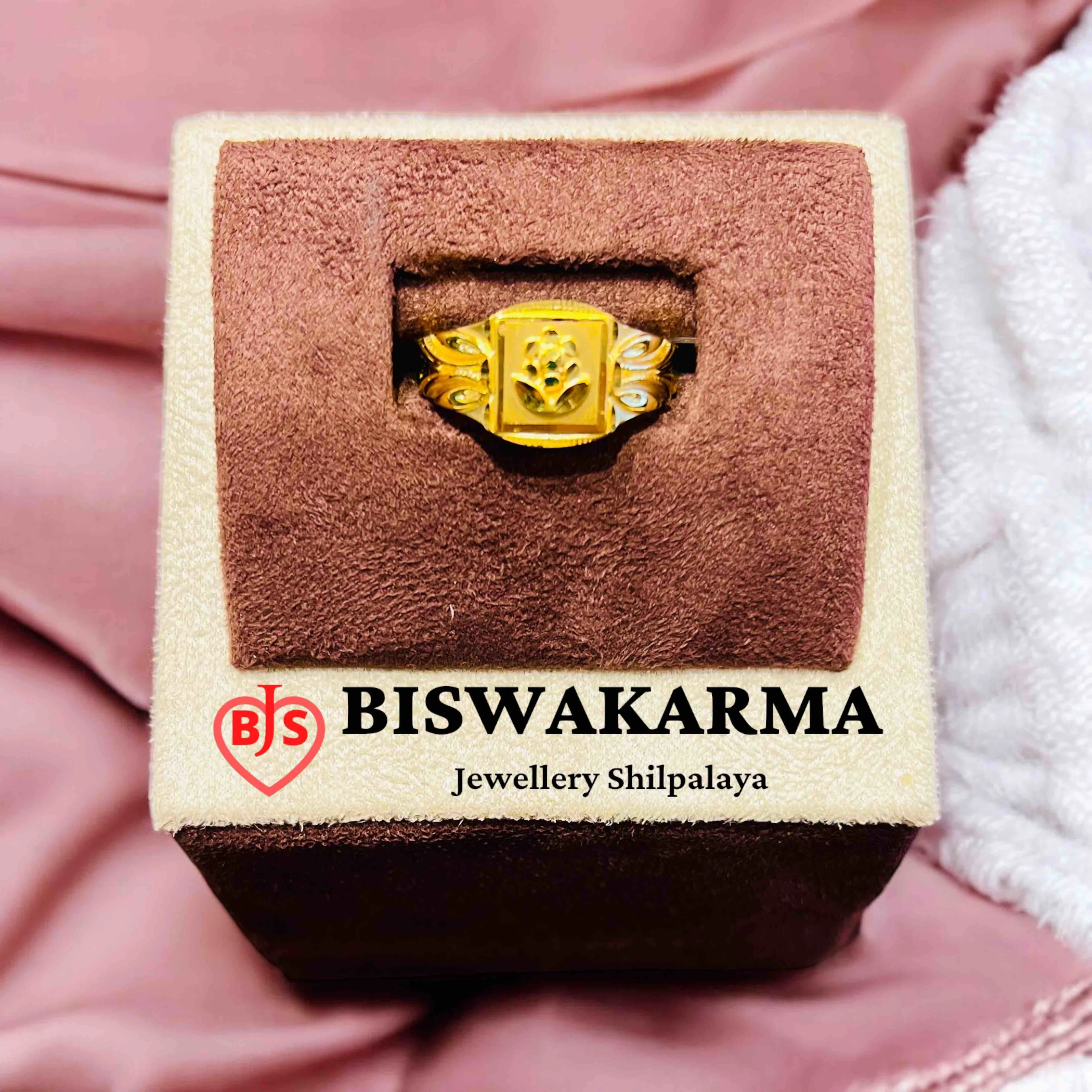 3/222 Intricate Floral Gold Ring with Bold Carved Design