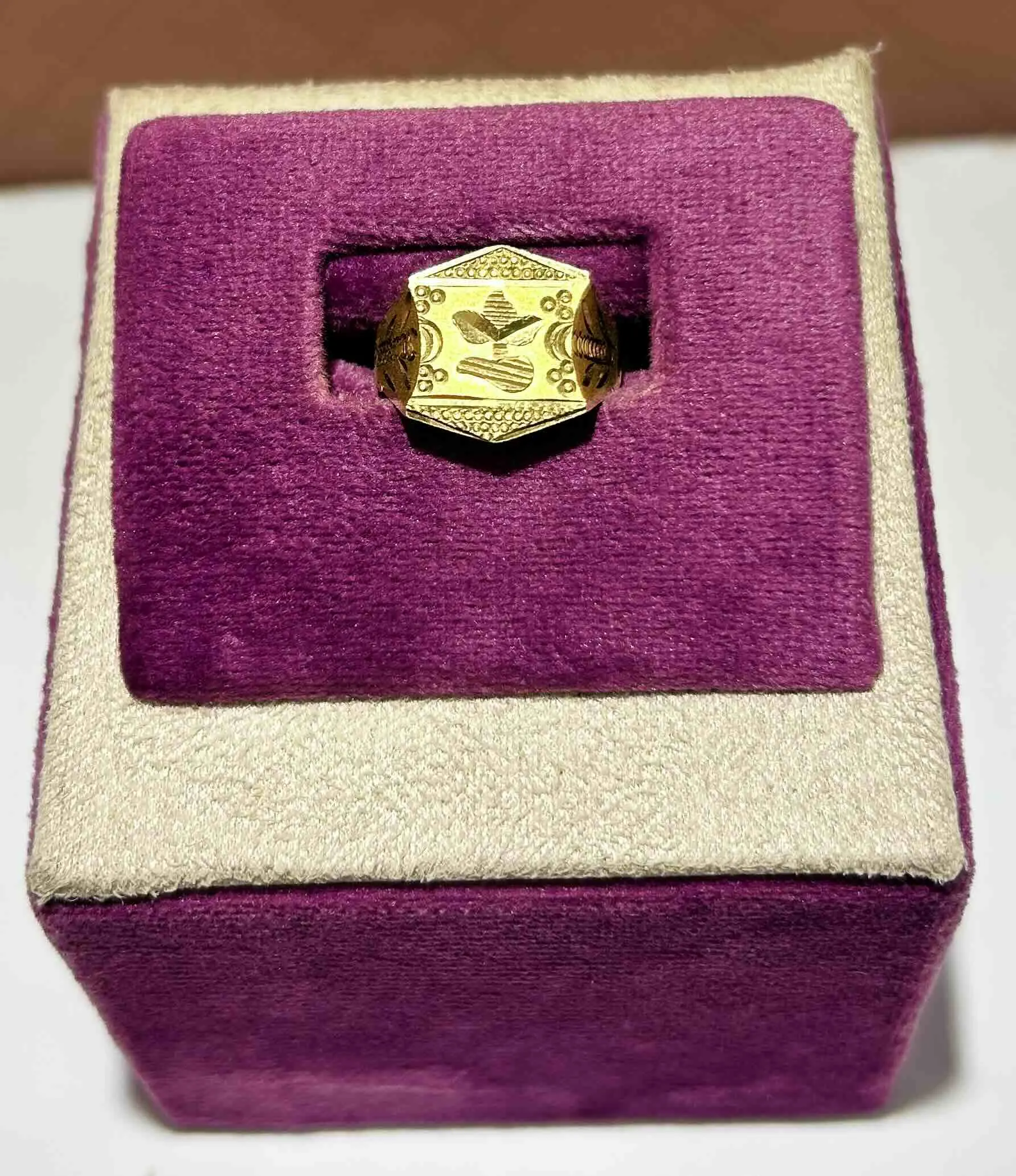 3/88 Floral Engraved Hexagonal Gold Men's Ring
