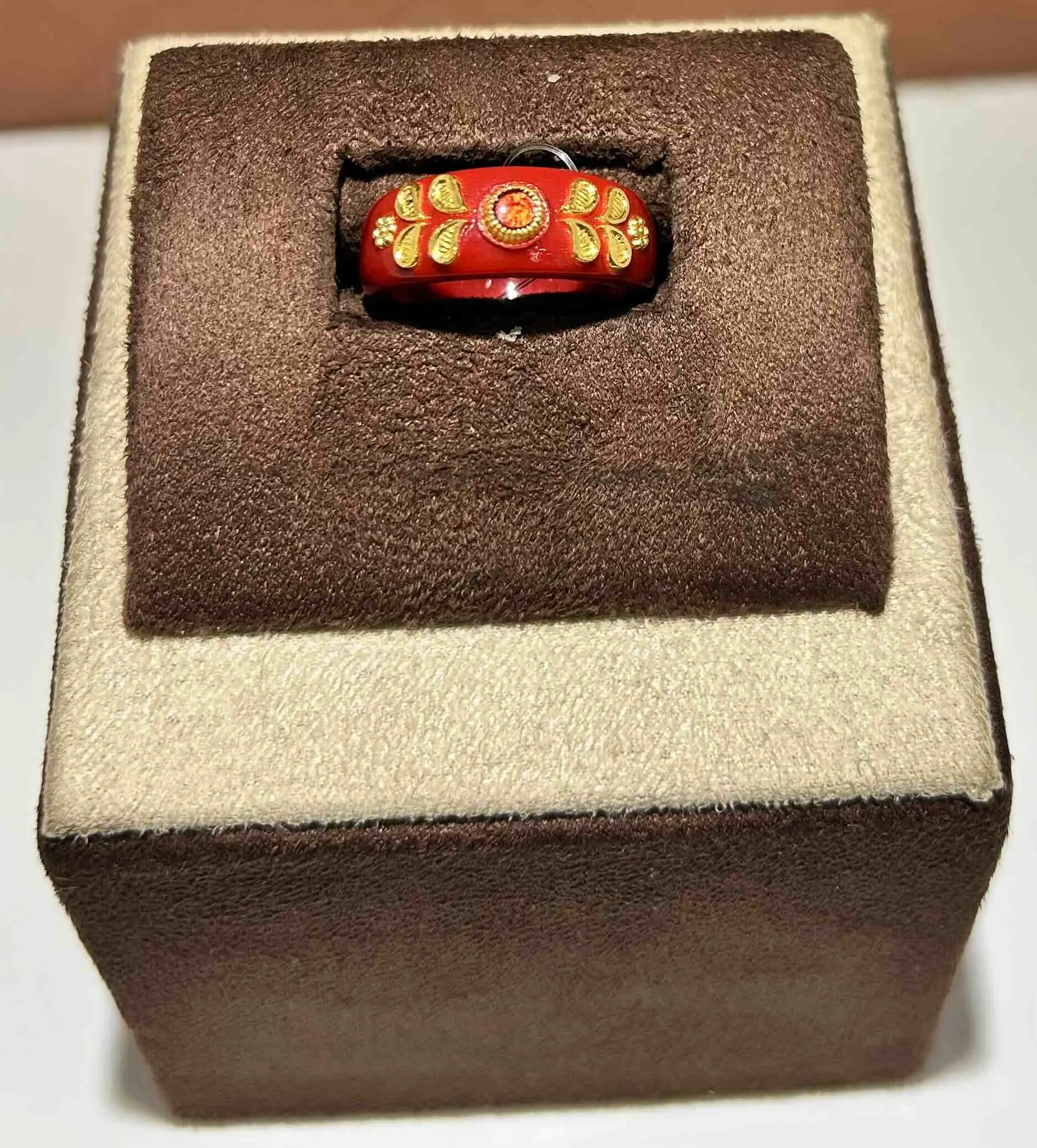 55/63 Golden Wave Pola Design Ring