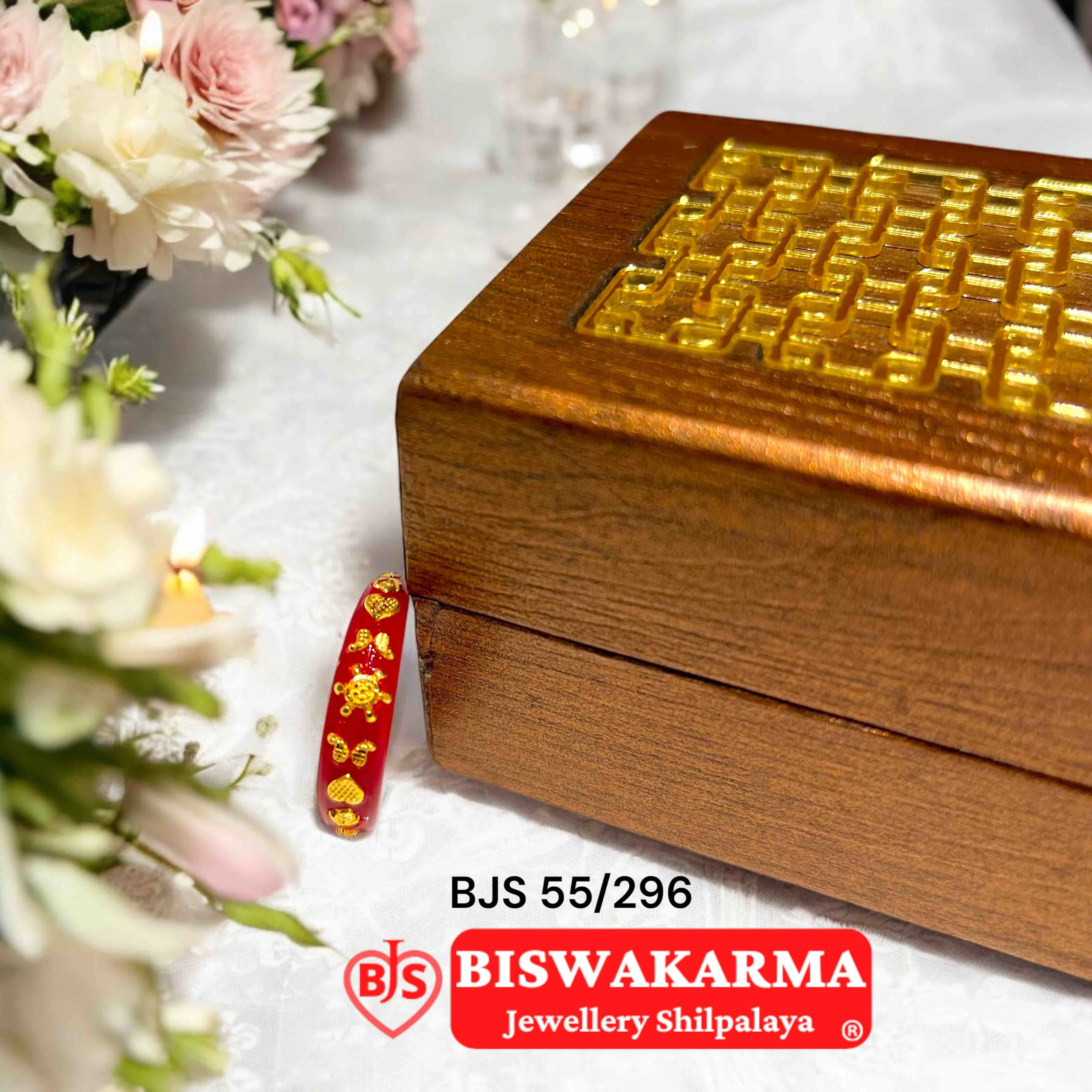 55/296 Golden Bloom Pola Ring