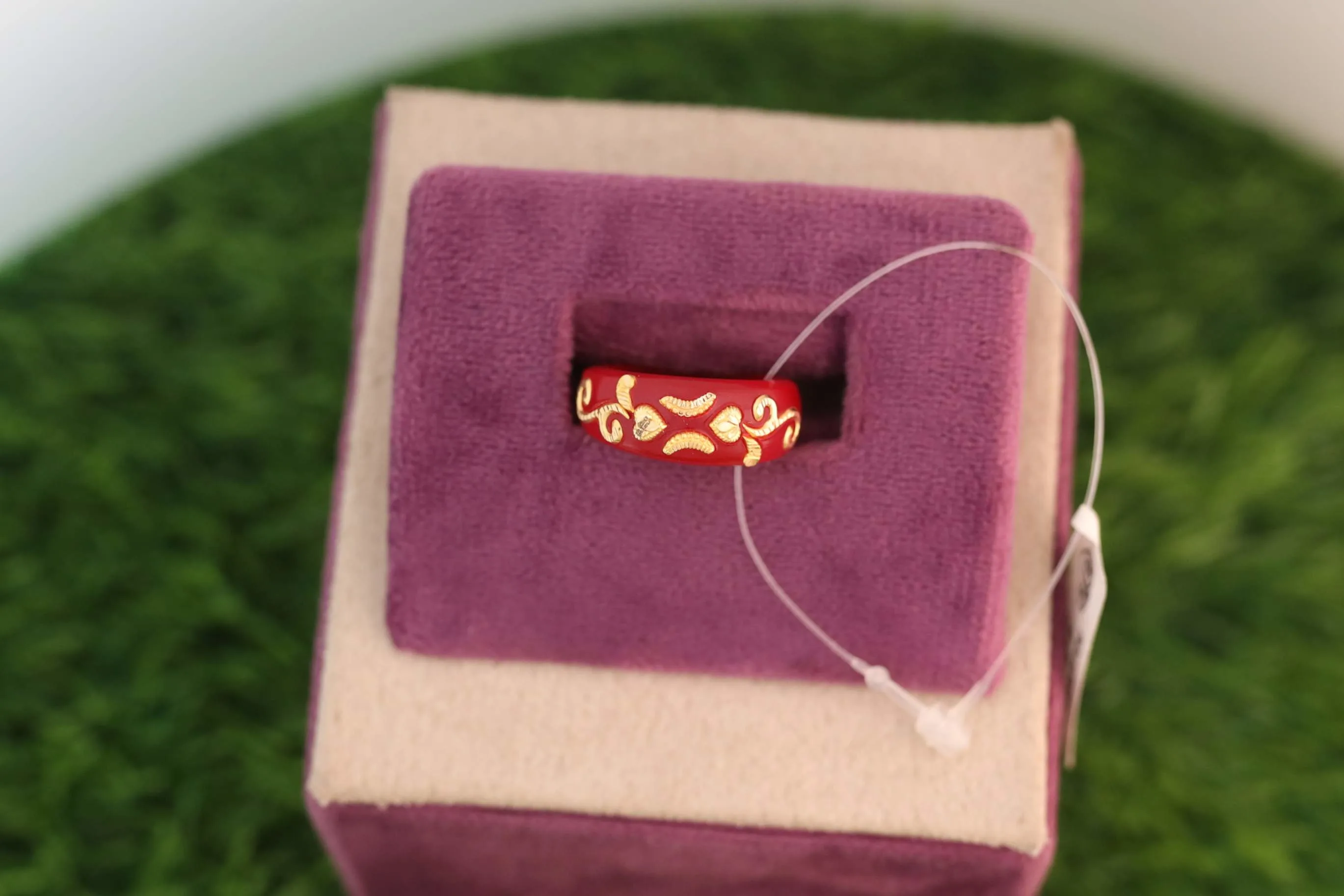 55/187 Scarlet Vine Pola Ring