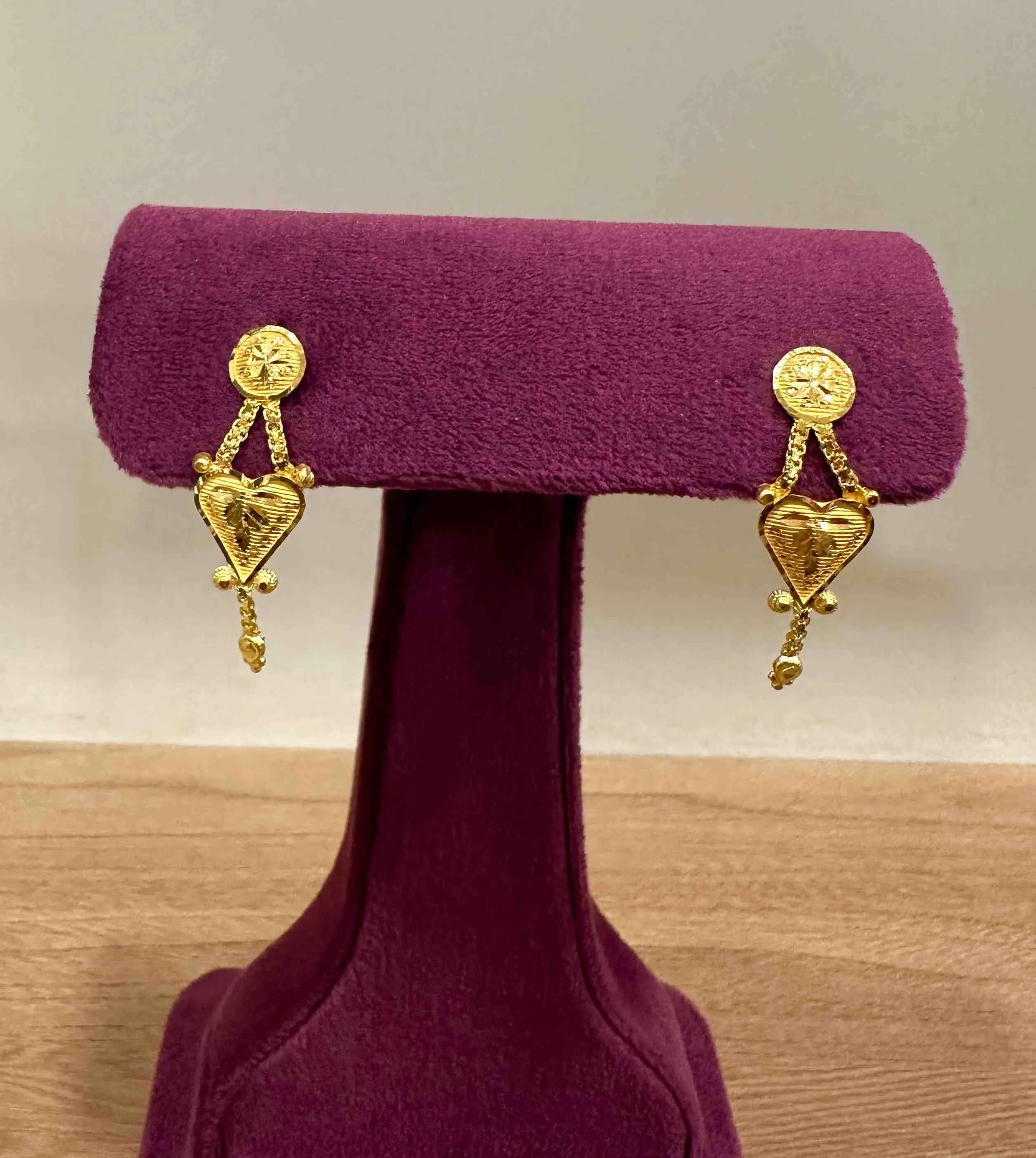 16/404 Heart Drop Earring