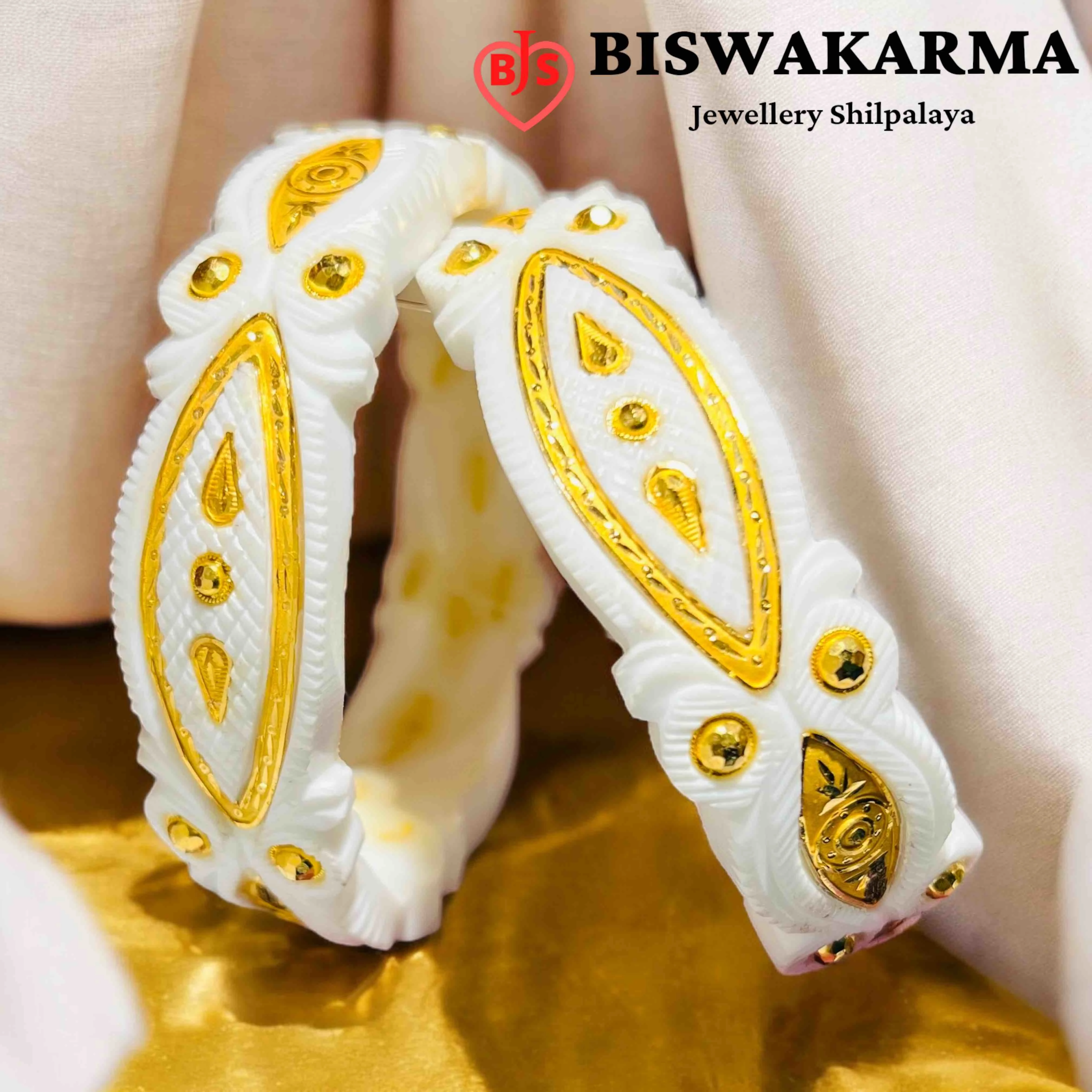14/19 Royal Leaf Crest Sankha