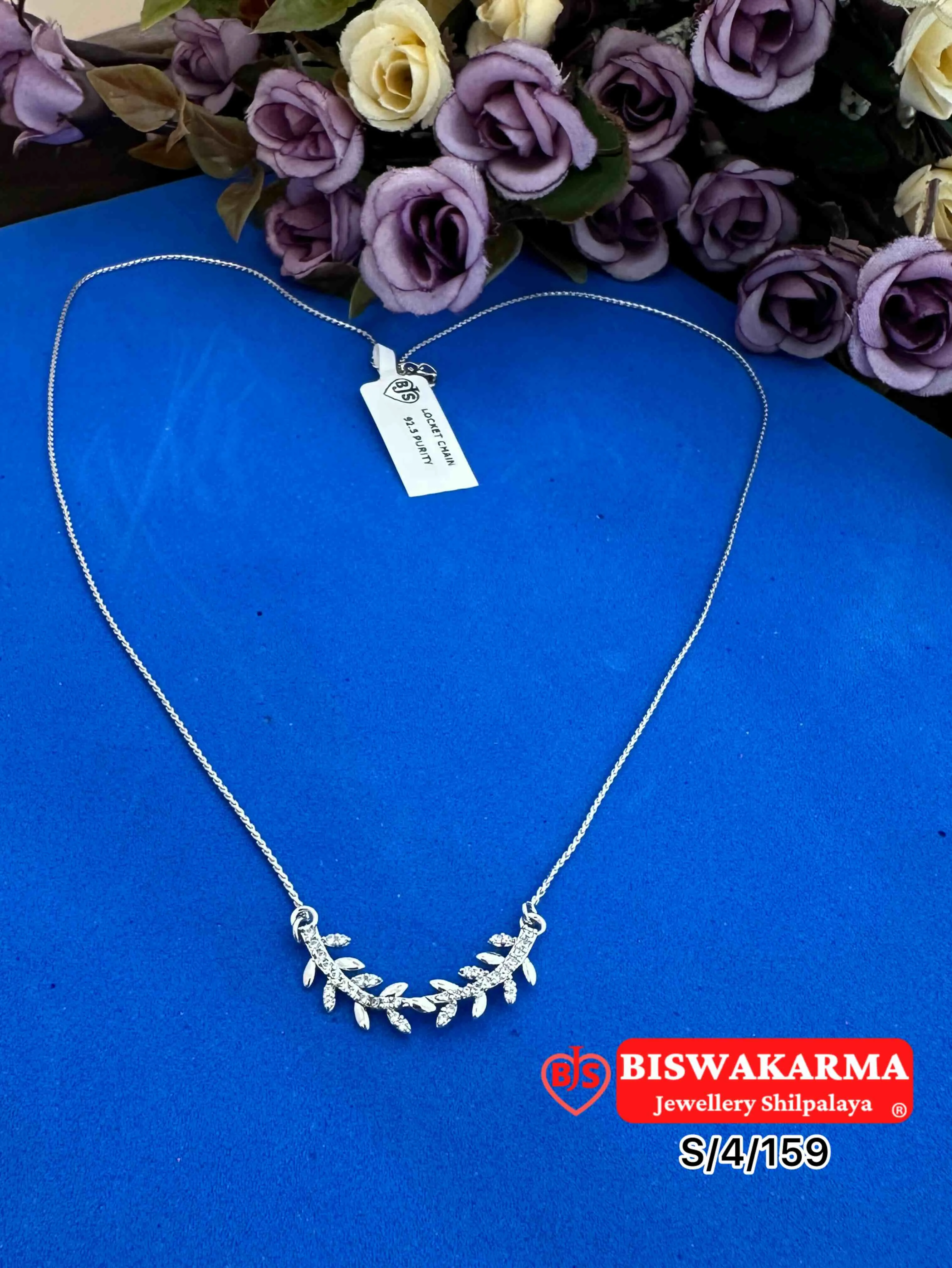 S/4/159 Silver Leaf Line Chain