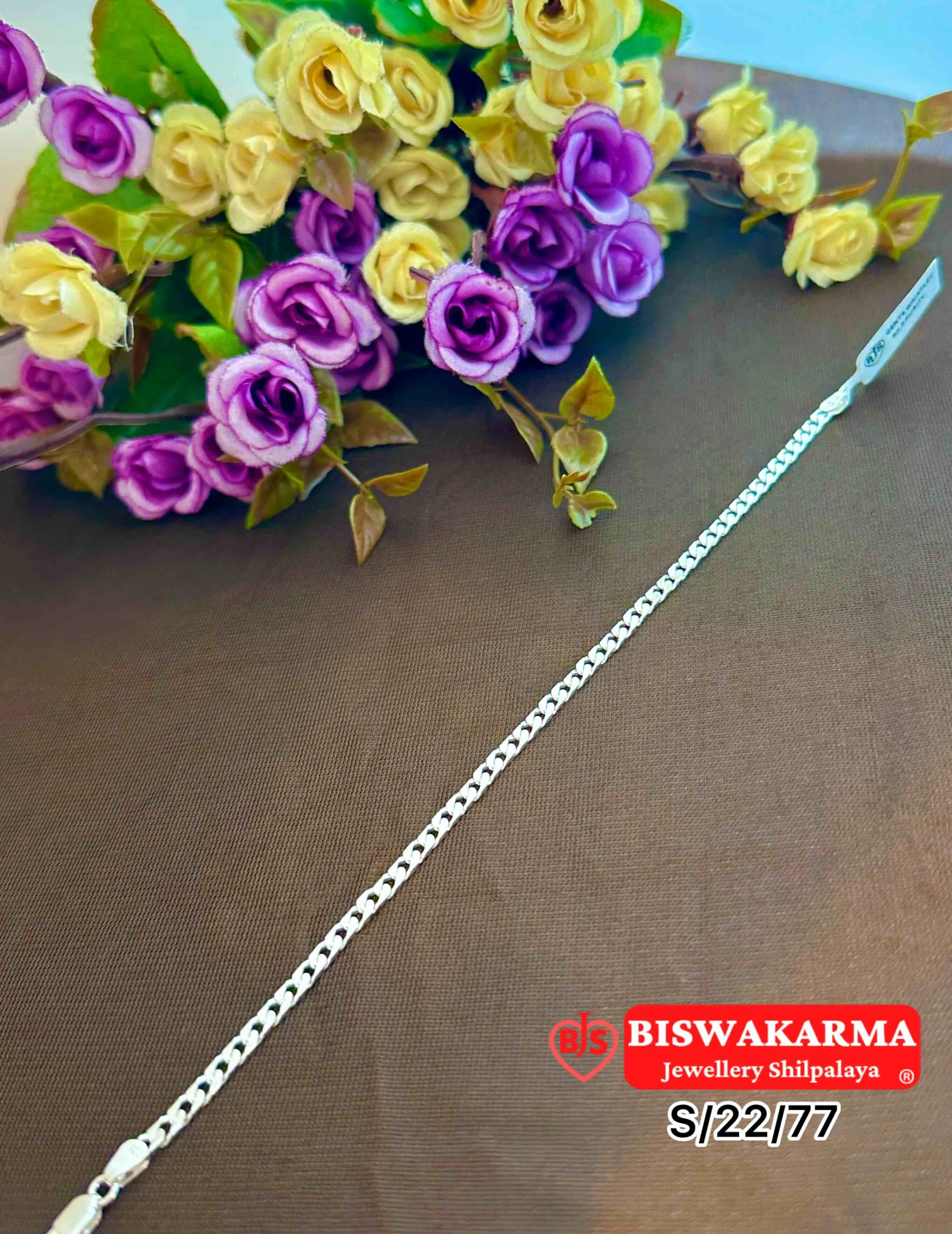 S/22/77 Square Link Silver Wristlet