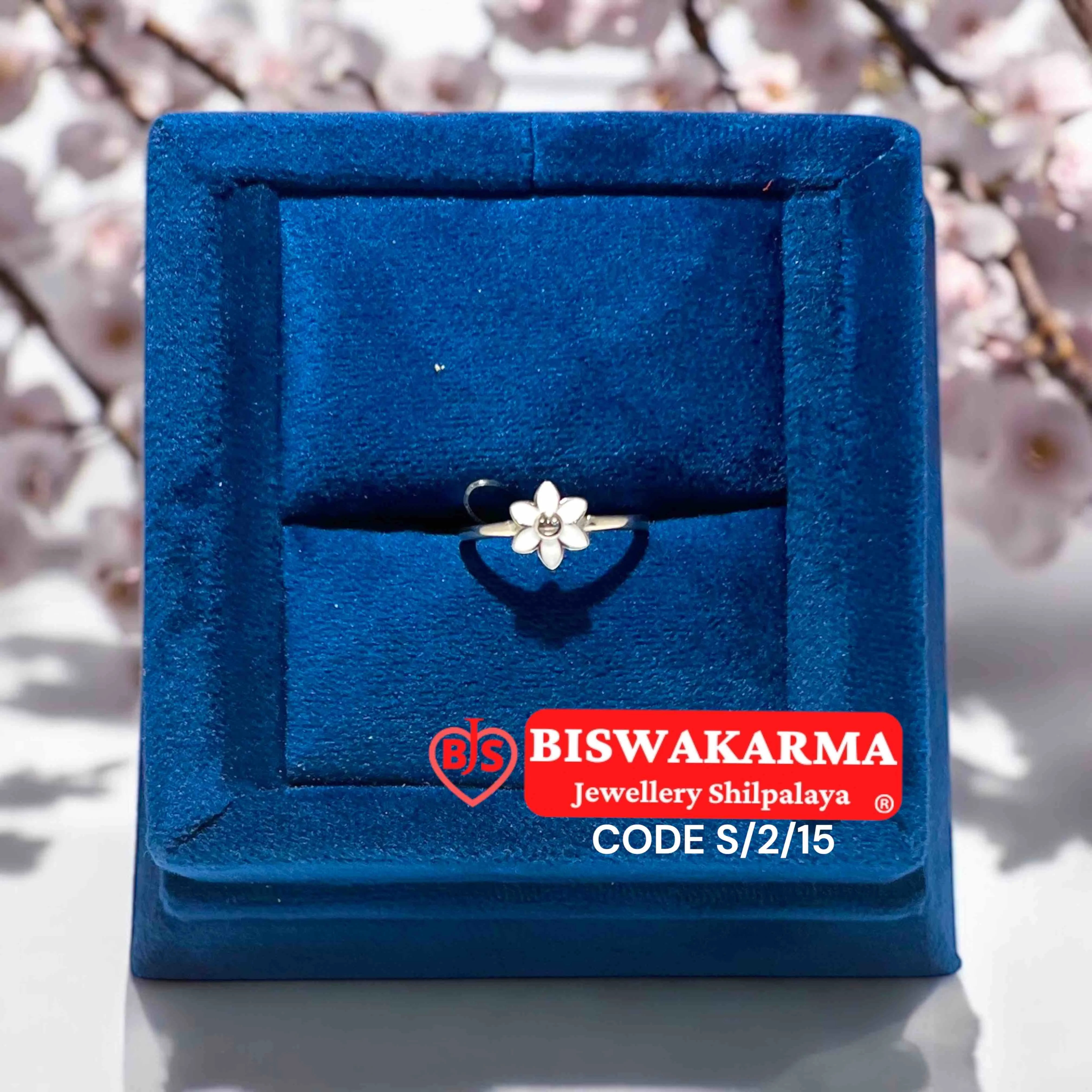 S/2/15 Sterling Silver White Bloom Ring