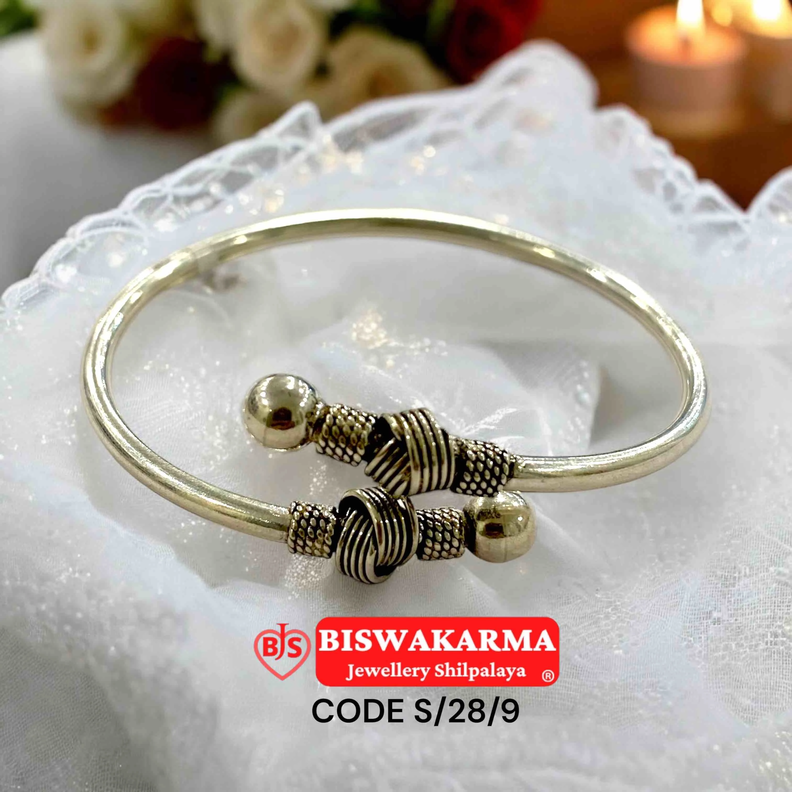S/28/9 Twin Knot Silver Bangle