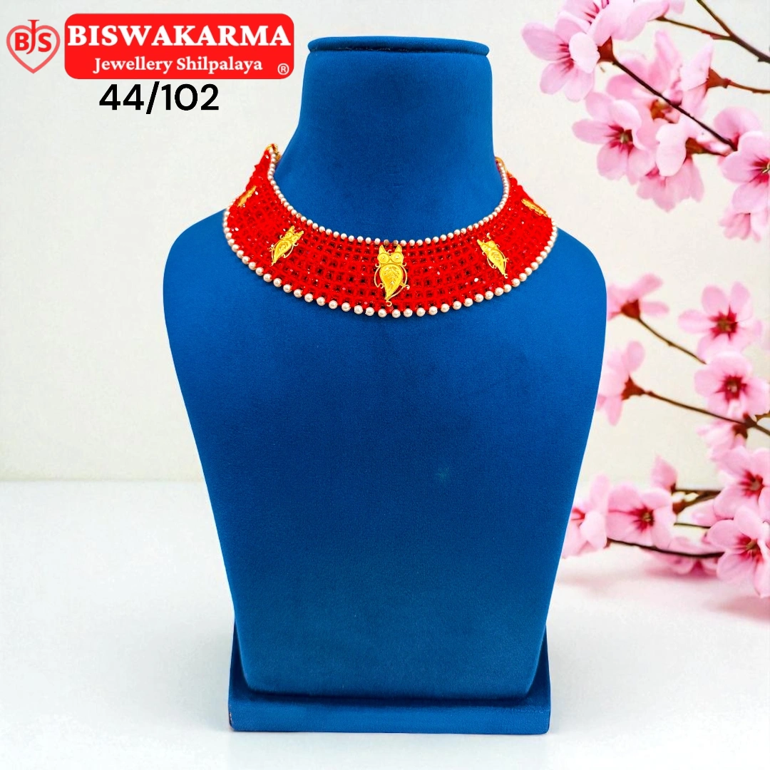 44/102 Golden Ember Crystal Necklace