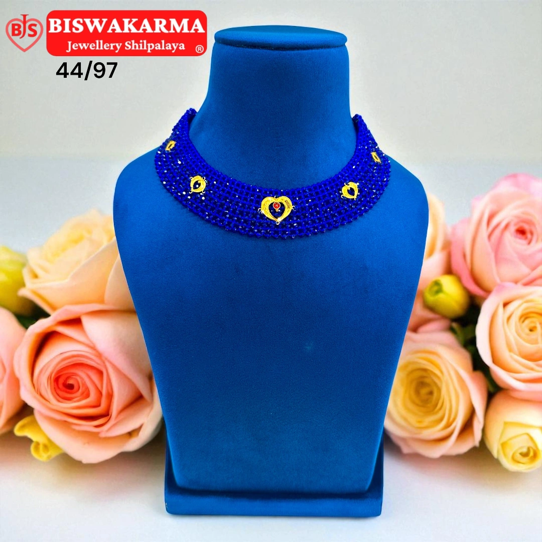 44/97 Sapphire Heart Crystal Necklace