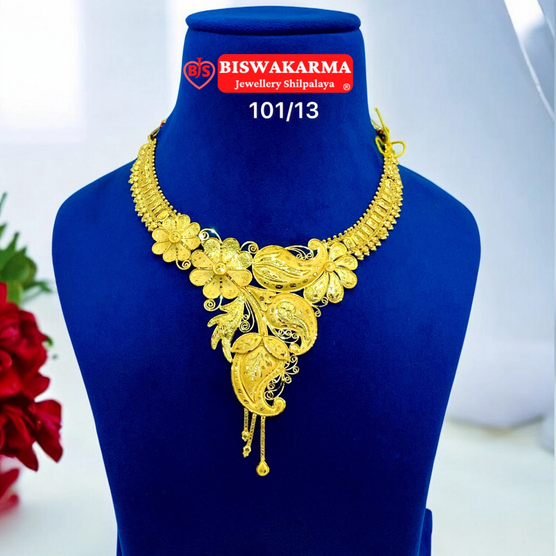 101/13 Paisley Bloom Necklace