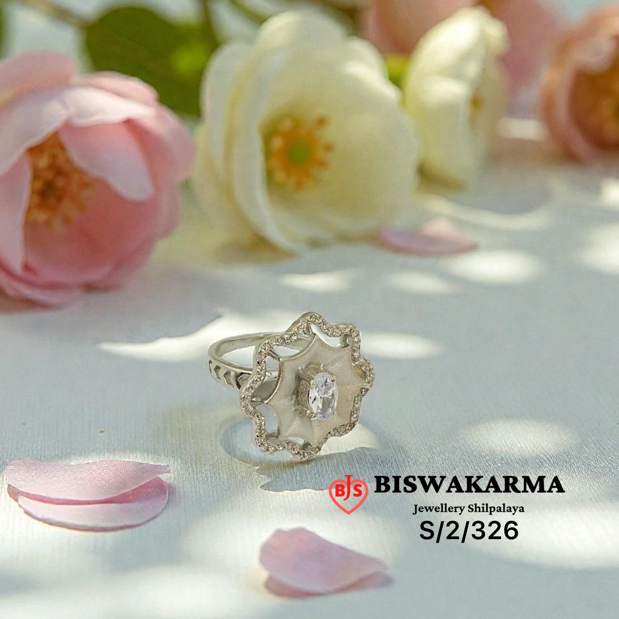 S/2/326 Scallop Edge Ring