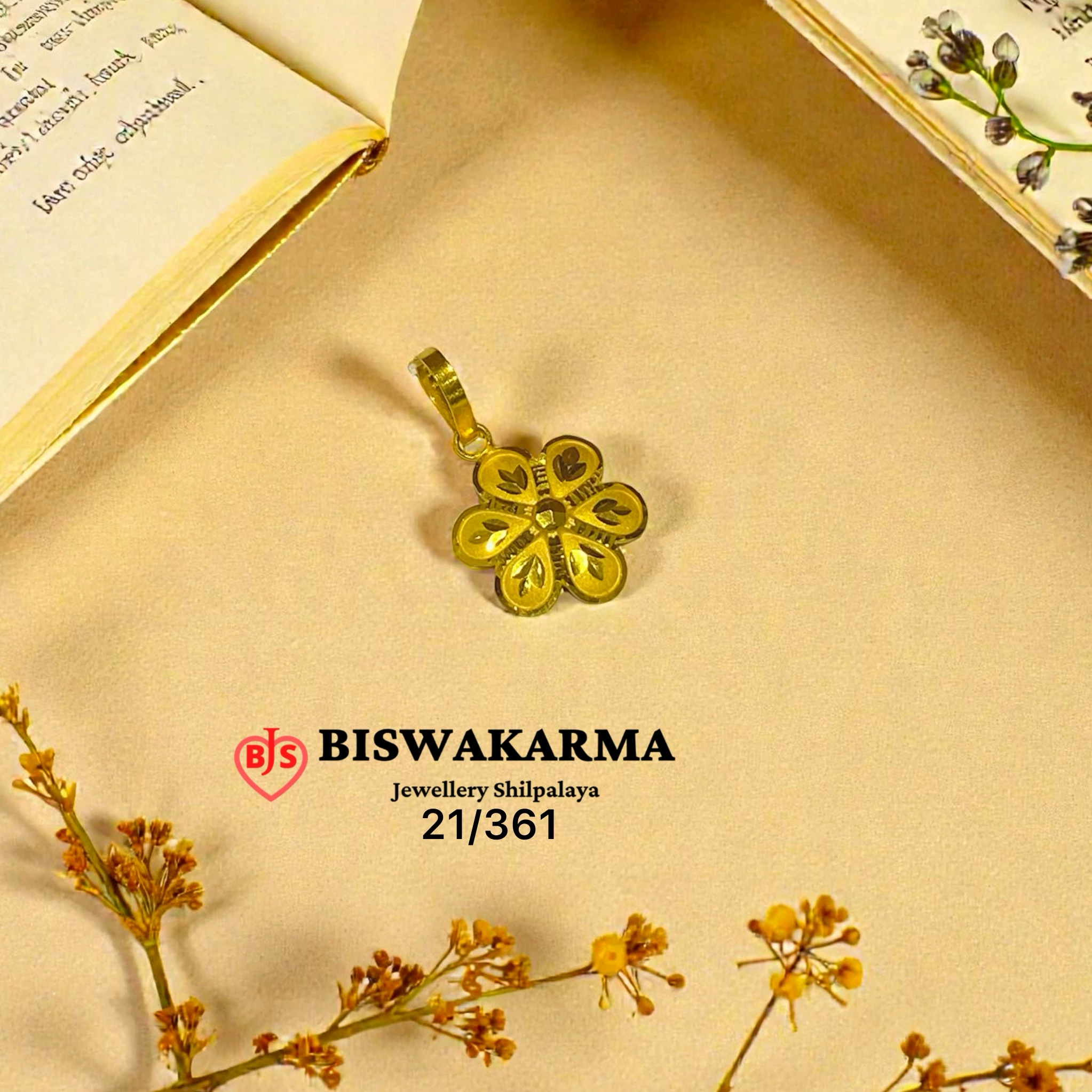 21/361 Petal Leaf Fancy Locket