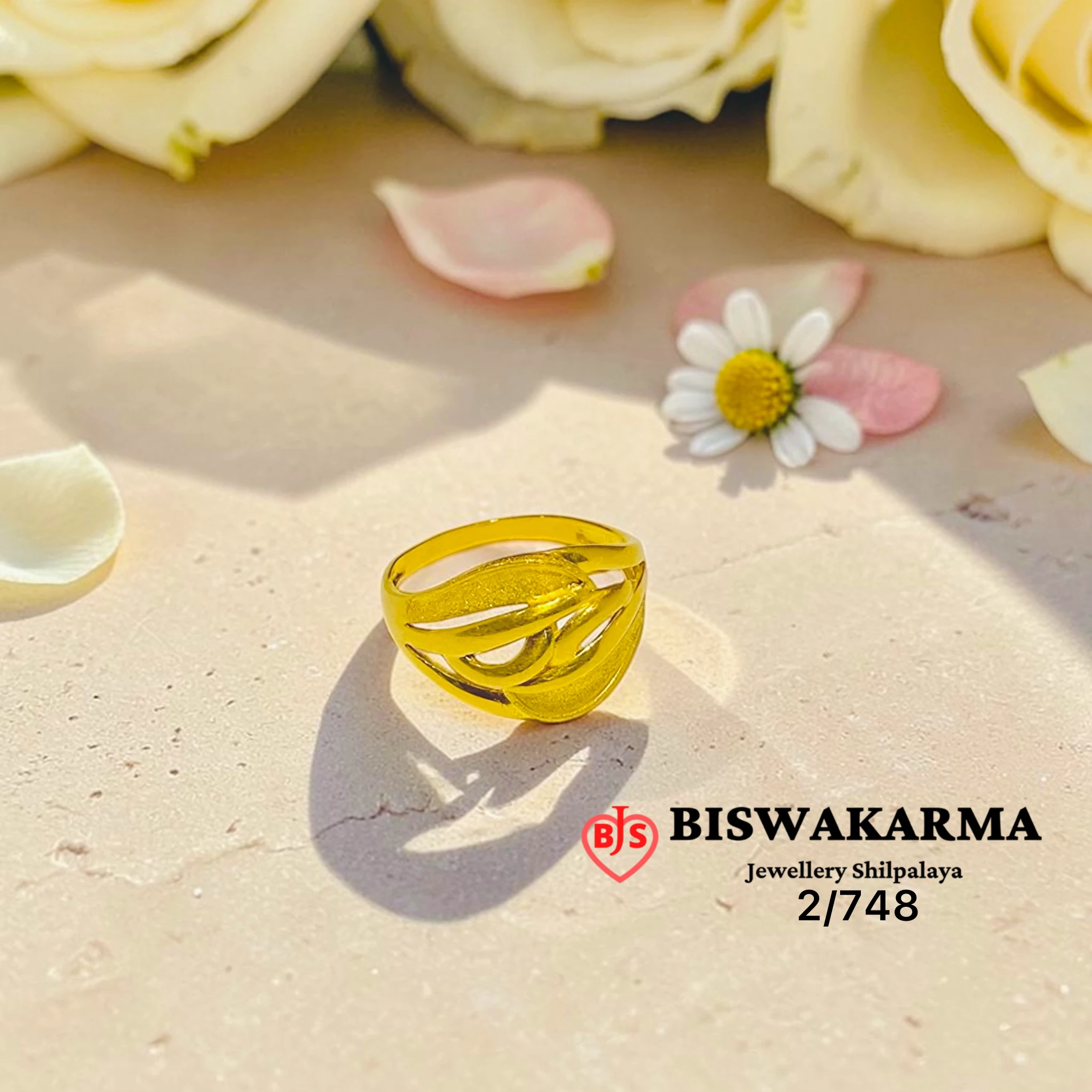 2/748 Leaf Whisper Ladies Ring