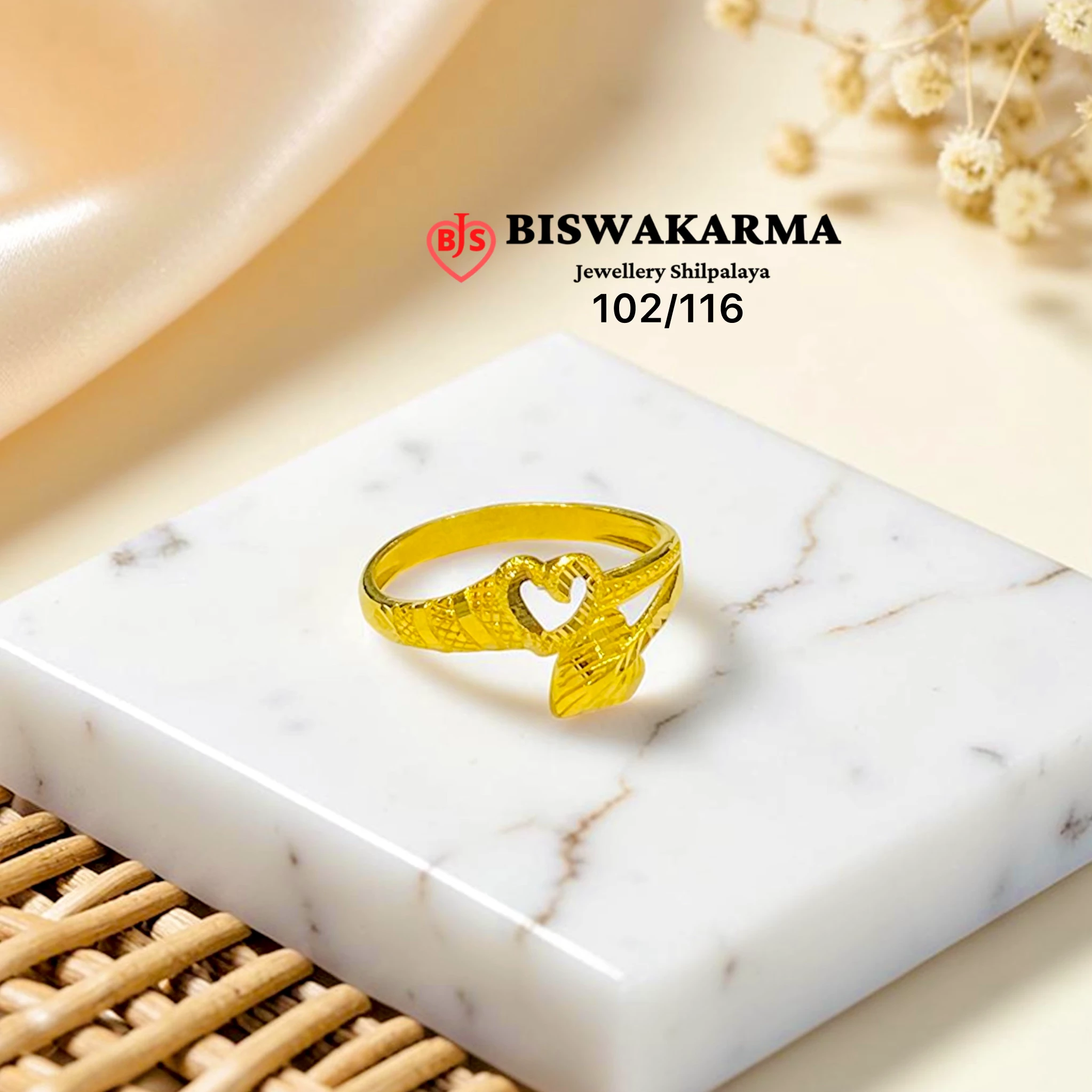 102/116 Heart Leaf Ladies Ring